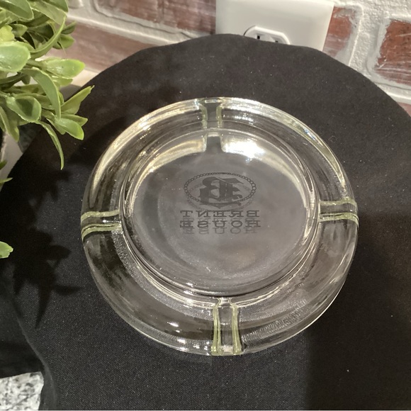 Vintage Brent House Glass Ashtray - Solid - Heavy - Excellent - Collectible - Picture 5 of 9